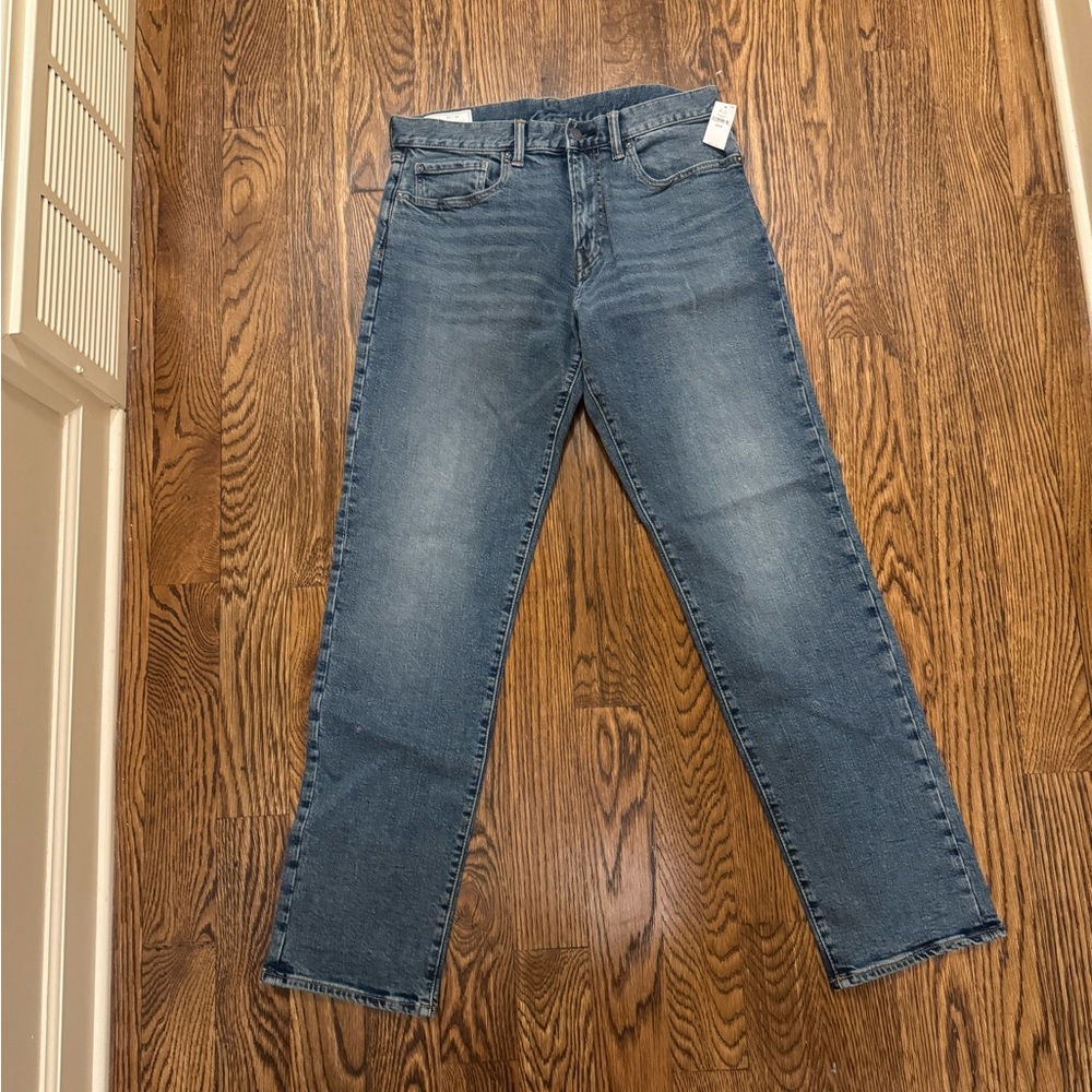 NWT Men’s Gap Straight Jeans size 33x34